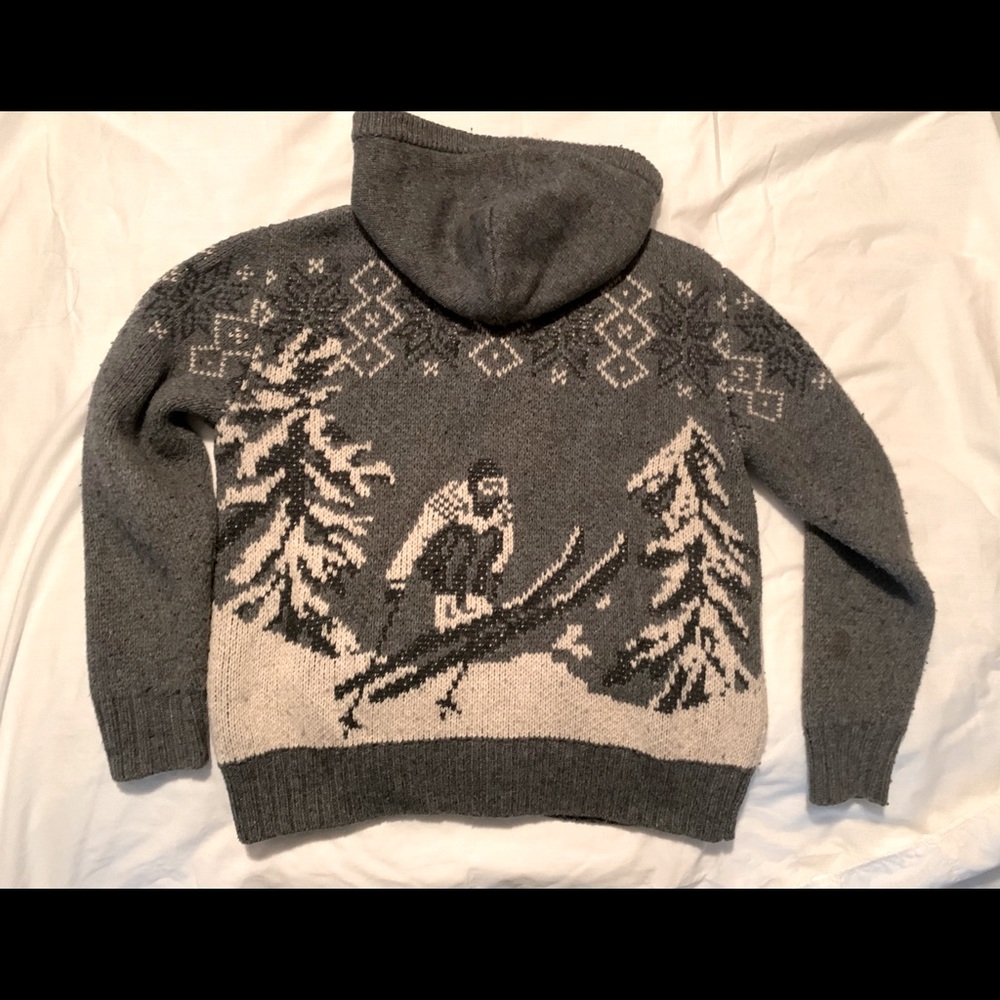 Boys zip up sweater with hood